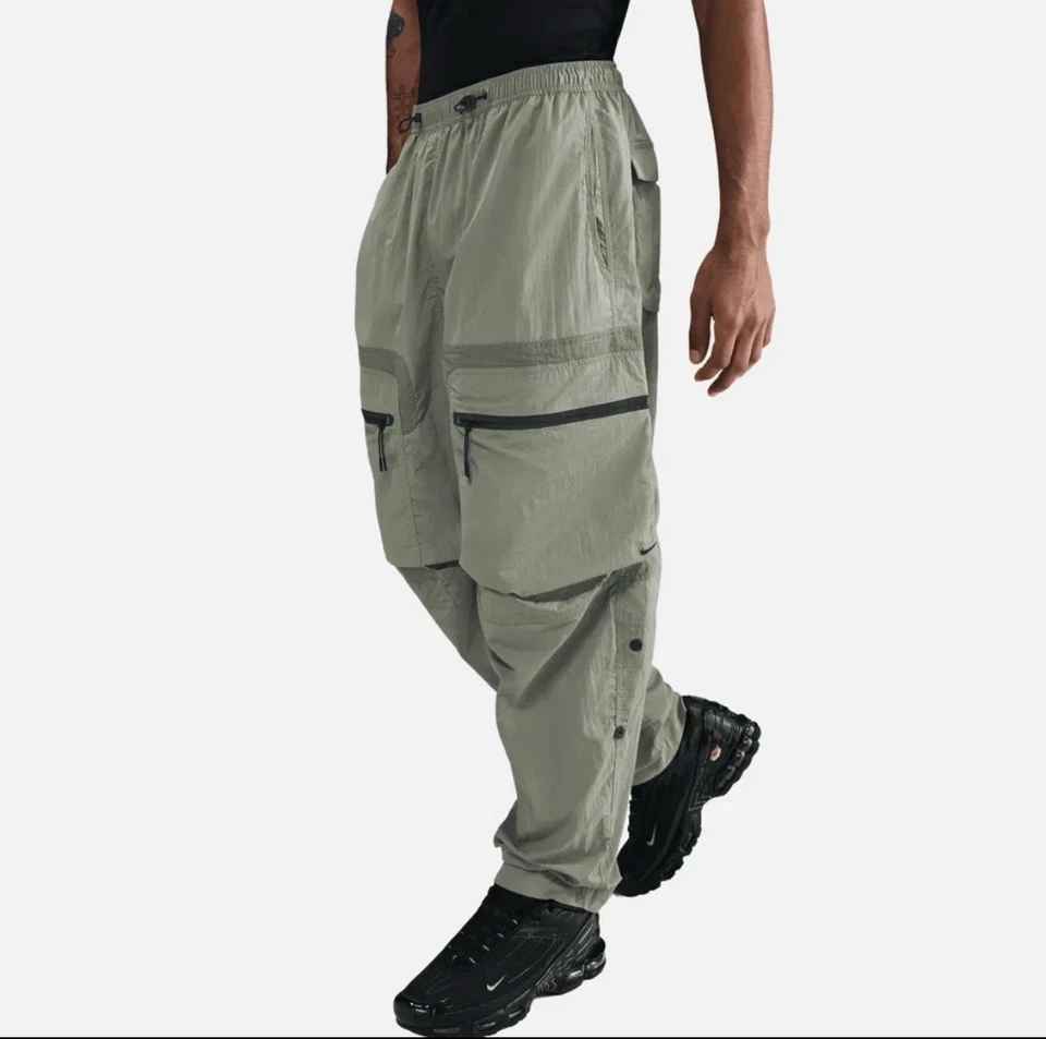 Nike Tech Woven Cargo Pants Black Men's Sz M-TALL HJ2940 010