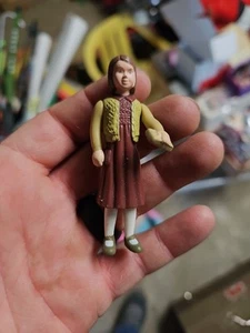 Juguete Happy Meal C1 2005 de colección Crónicas de Narnia Lucy Pevensie McDonald's - Imagen 1 de 2