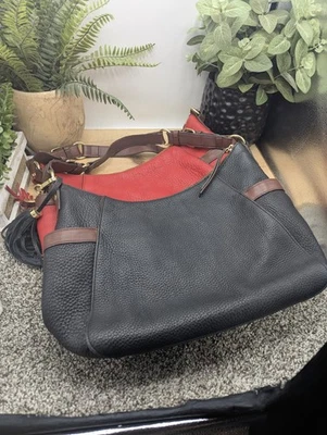 Isaac Mizrahi (2) 皮革上衣拉链单肩包黑色休闲黑色和红色 — 第 1/4 张图片