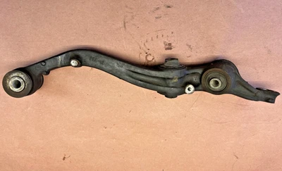 01 Conjunto de brazo de control inferior trasero Honda Prelude lado derecho del pasajero 97-01 Foto 1 de 4