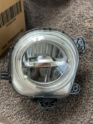 NUEVO ORIGINAL OEM BMW 2015-2019 X6 F16 PARACHOQUES DELANTERO IZQUIERDO LUZ ANTINIEBLA 63177317251 Foto 1 de 4