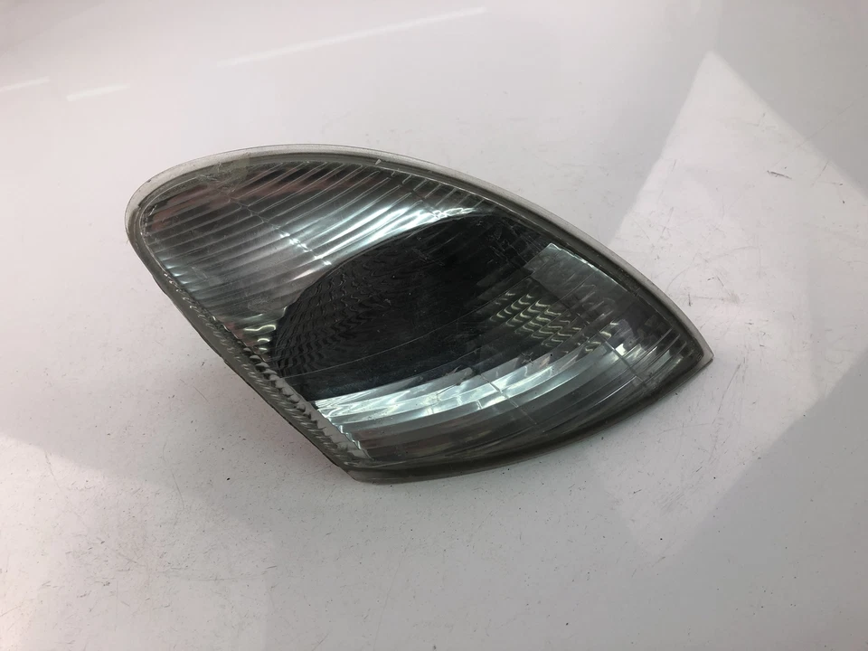 RENAULT SCÉNIC I JA0/1 Indicatore di direzione 7700831466 2000 18087289  - Immagine 1 di 4