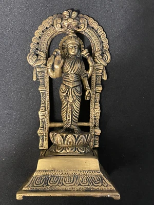 HANDMADE BRASS GODDESS LAXMI  STATUE YOGA ALTAR MADE IN INDIA: 7" TALL - Image 1 of 4