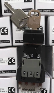 1 PIEZA Fuji Electric Selecciona el interruptor giratorio AH165-JM2BA / AH165-JM2B22A - Imagen 1 de 1
