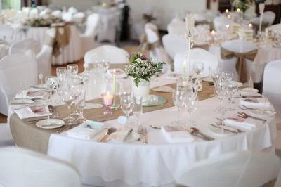 Corredor de mesa de arpillera 14"x108" pulgadas boda 100% yute natural 1-100 piezas EE. UU.  Foto 1 de 4