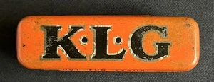 KLG SPARK PLUG TIN VINTAGE AUTOMOBILIA MOTORIST MOTOR CAR GARAGE DISPLAY CAN - Picture 1 of 7