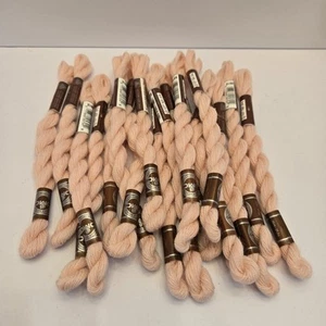 DMC Wool Embroidery Floss Broder Medicis Peach Pink 8818 27.3yd Skein Lot Of 18 - Picture 1 of 10