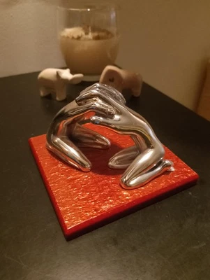 Statuetta Ottaviani Abbraccio Argento. - Immagine 1 di 4