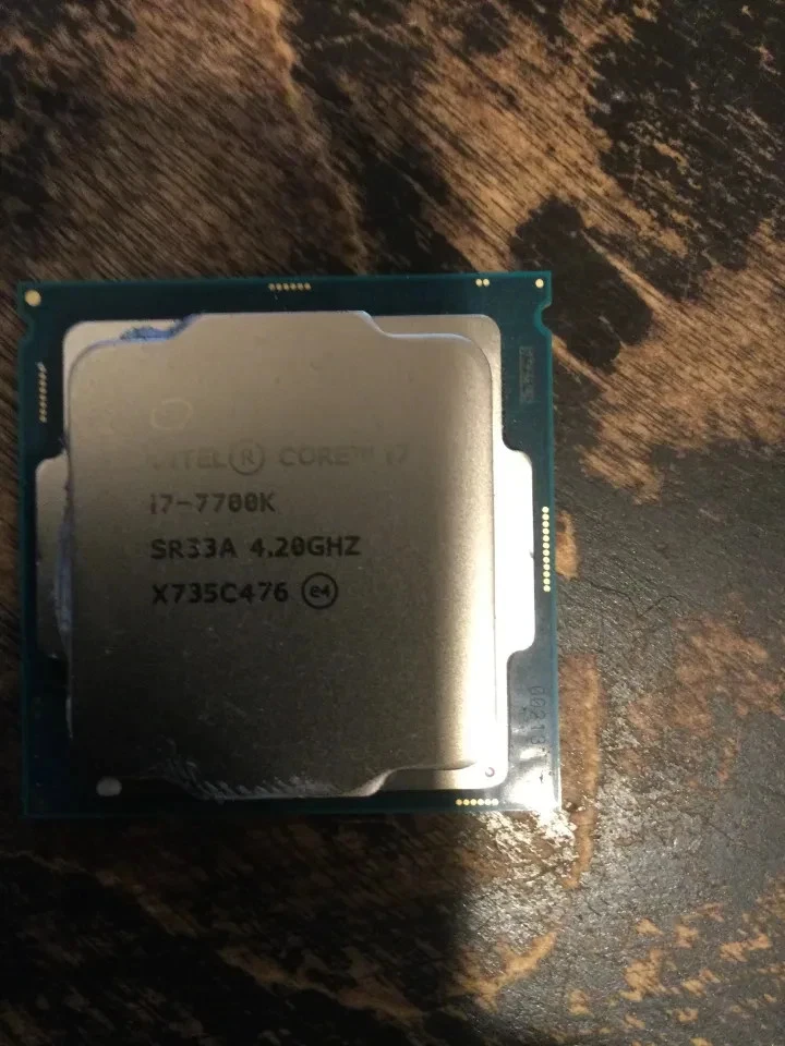 Intel Core i7-7700K 4,20 GHz Foto 1 de 1