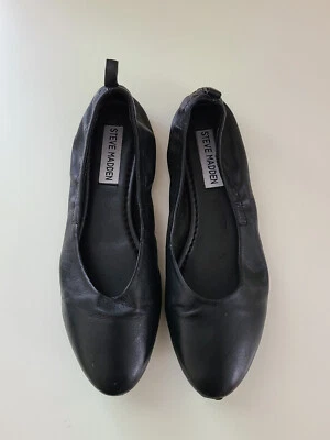 Sapatos baixos de couro Steve Madden balé biqueira preta. Tamanho 6, SEM RESERVA - Imagem 1 de 4