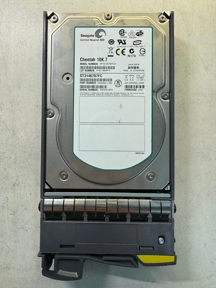 NetApp 146GB 108-00082+A4 X274B-R5 10K RPM 2.0Gbps FC 3.5" Server Hard Drives - Image 1 of 4