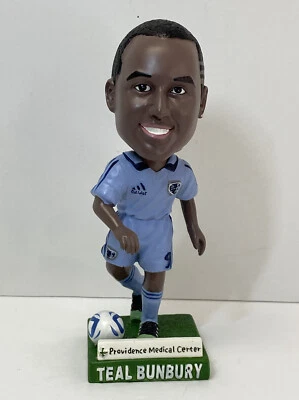Teal Bunbury Bobblehead Sporting Kansas City MLS Fútbol # 9 - con Caja Original Foto 1 de 4