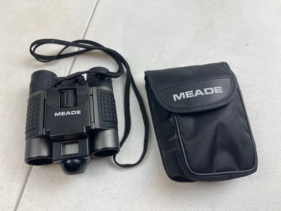 MEADE Capture View Generation II 8x22 Binoculars With Case - Image 1 of 3