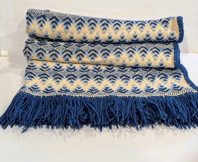 Hand Woven Afghan Blanket Throw w/Fringe Blues Beige Geometric Pattern 74"x46" - Изображение 1 из 4