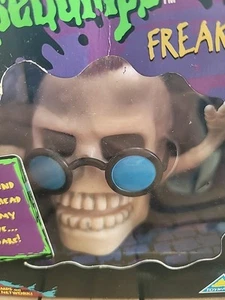 Rare Vintage GOOSEBUMPS Giant Freaky Face 1996 Curly Skeleton in box - Picture 1 of 10