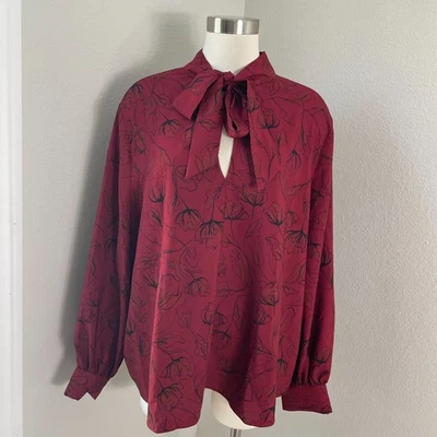 Nordstrom Mujer Plus 3X Rojo Floral Cuello Atado Blusa Manga Larga Camisa Prenda para el torso Foto 1 de 4