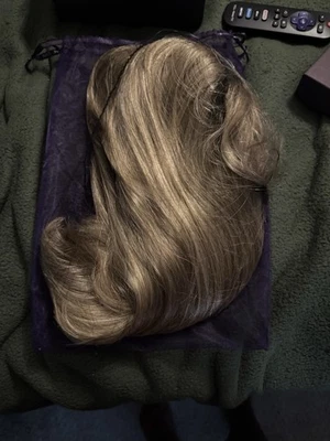 Peluca cabello humano Luvme flequillo con reflejos. Rápido fácil listo para usar Foto 1 de 4