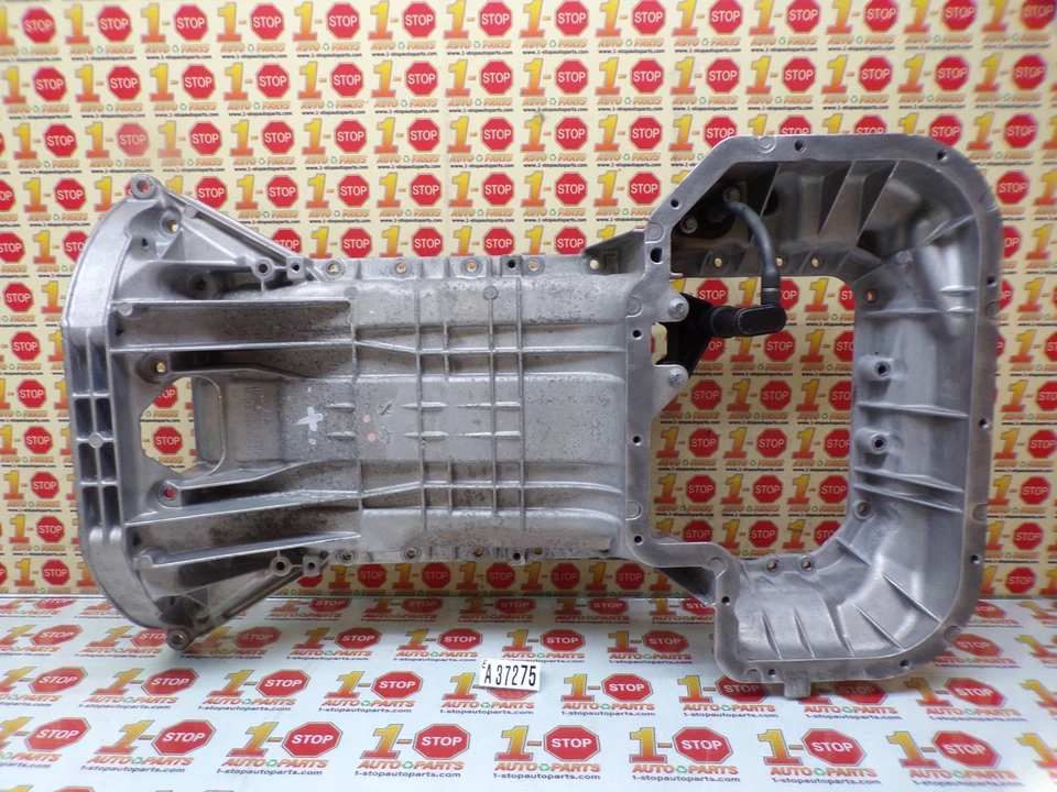 2000-2006 MERCEDES BENZ S430 UPPER ENGINE OIL PAN 113-014-14-02 OEM - Image 1 of 4