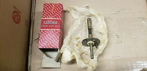 MG MGA A MAGNETTE AUSTIN A55 NEW NOS LUCAS DISTRIBUTOR SHAFT AND ACTION PLATE - Picture 1 of 2
