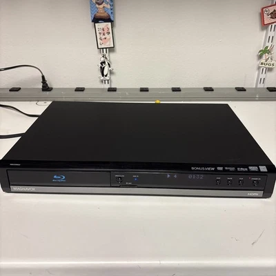 MAGNAVOX BLUE-RAY DISCO/DVD VIDEO  Foto 1 de 4