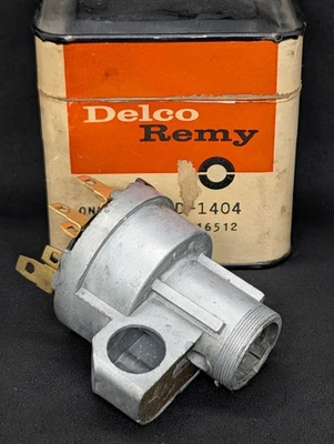 NOS 1955 1956 1957 CHEVROLET CORVETTE 12V IGNITION SWITCH 1116512 D1404 DELCO - Image 1 of 4