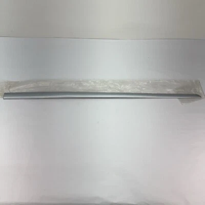 Subaru Legacy 2016-2019 carrocería de puerta del conductor delantera izquierda moldura lateral J101SAL831XX Foto 1 de 4