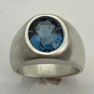 MJG STERLING SILVER RING. HEAVY. 12 x 10mm OVAL LAB LONDON BLUE TOPAZ. SZ 9.5 - Picture 1 of 5