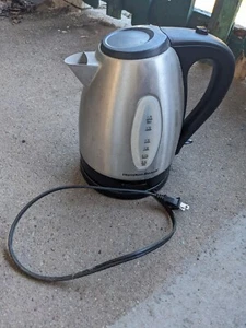 Hamilton Beach 1.7L Countertop Electric Tea Kettle, Stainless & Black - Picture 1 of 12