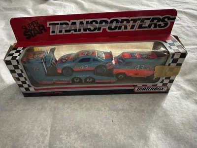 Matchbox Super Star Team Convoy Richard Petty STP #43 Racing 1/64  - Image 1 of 4