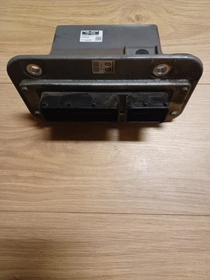 Módulo de control del motor 10 Toyota Tundra 2010 4,6 L ECU ECM PCM 89661-0C870 OEM Foto 1 de 4