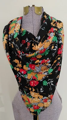 复古美国制造 Chalis 人造丝花卉围巾 包裹 手流苏 41 x 41 方形 波西米亚 — 第 1/4 张图片