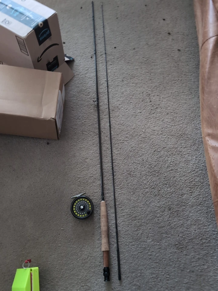 Combo carrete de caña de pescar con mosca Orvis Clearwater 8'6" 5wt. Inglaterra  Foto 1 de 4