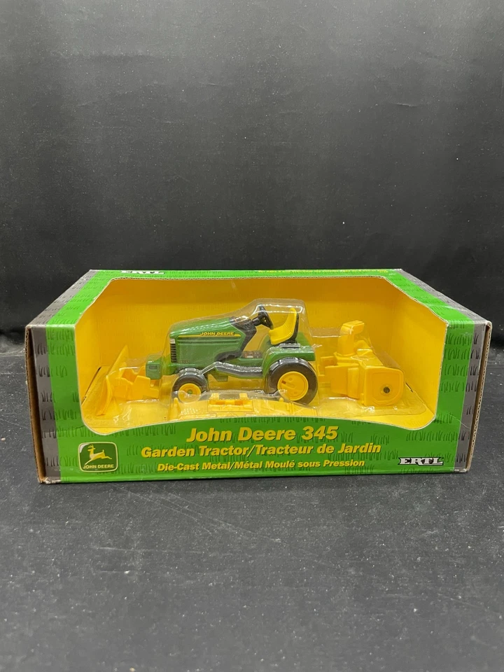 Tractor de jardín Ertl John Deere 345 fundido a presión 1:16 5079 nuevo Foto 1 de 4