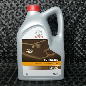 Genuine Toyota/Lexus Hybrid 0W20 Synthetic Engine Motor Oil 5L 08880-83886 - Picture 1 of 4