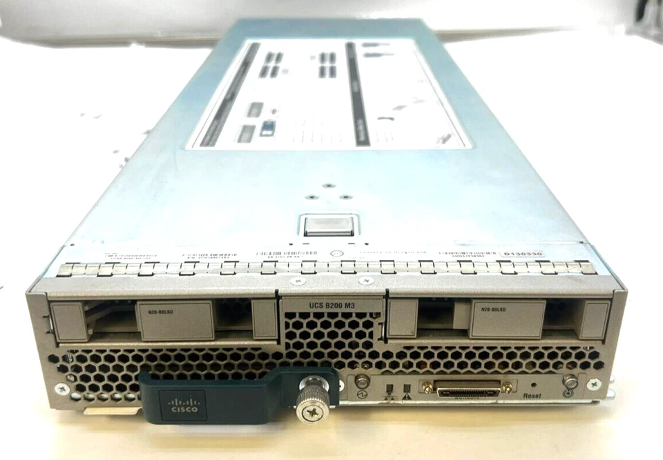 UCS-B200-M3 Server Blade / NO SSD - Image 1 of 4