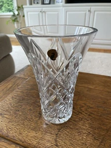 WATERFORD CRYSTAL ALANA VASE W/SEAHORSE MARKING?? - Picture 1 of 4