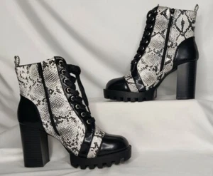 Wild Dive Lounge Snake Skin Boots Size 8.5 Black and White - Picture 1 of 15
