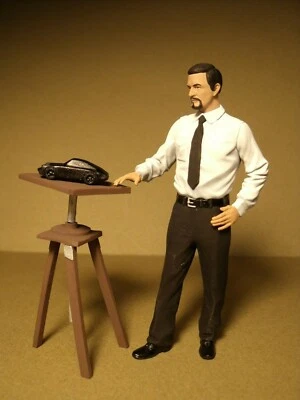 1/18 FIGURE  BUTZI PORSCHE  VROOM UNPAINTED  FOR NOREV  SCHUCO  NOREV  CMC - Image 1 of 4