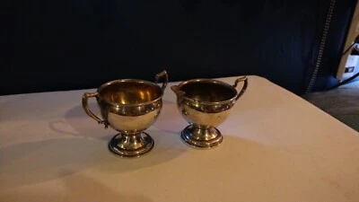 La Pierre 银国际纯银面霜和糖碗套装 — 第 1/3 张图片