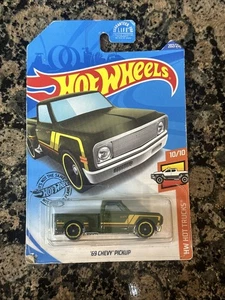 Hot Wheels '69 Chevy Pickup HW Hot Trucks Auto 10/10 - Foto 1 di 1