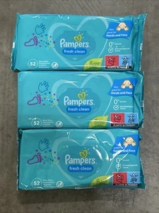 Paquete de 3 toallitas limpias frescas para bebés Pampers, 52 toallitas fibras a base de plantas - Imagen 1 de 4