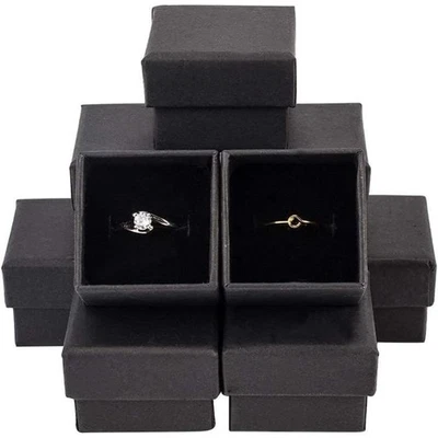 20 piezas Cajas de regalo de joyería de papel de cartón relleno de algodón Kraft caja de anillo cuadrada Foto 1 de 4