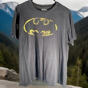 🚨Throwback Batman Black Short Sleeve DC Comics T Shirt Superhero Adult Size~ XL - Picture 1 of 3