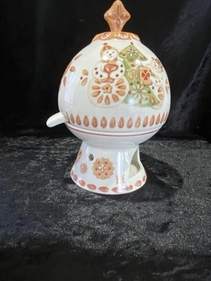Vintage Villeroy & Boch Winter Bakery Delight Ginger  Apple Baker  - image 1 of 4