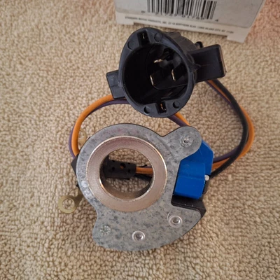 Distributor Ignition Pickup Standard LX204 - Image 1 of 4