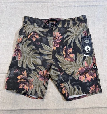 NWT VOLCOM Boy's XL/16  Lido Green Tropical Print Board Shorts Anti-UV 50+ - Image 1 of 4
