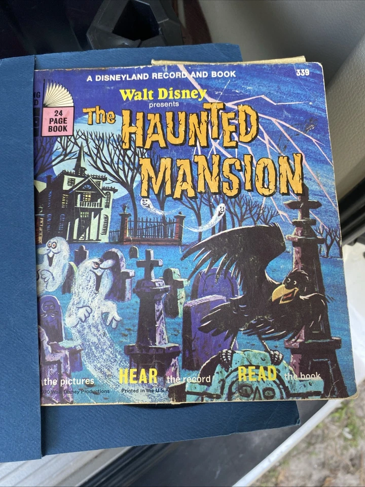 De colección. 1970 A Disneyland Record and Book Walt Disney Presents The Haunted Mansion Foto 1 de 4