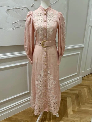 Vestido maxi Zimmermann Freja com cinto broderie inglês linho tamanho 0 (6-8au) - Imagem 1 de 4