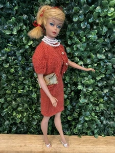 Barbie bionda #850 maglione Giappone vintage anni 60 coda di cavallo vortice accessori vestito - Foto 1 di 22
