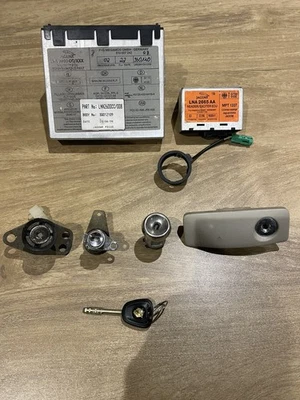 Centralina di sicurezza Jaguar X300,XJR,XJ12,XJ6,XJ6, modulo e set di blocco -LNA2600CC - Immagine 1 di 4